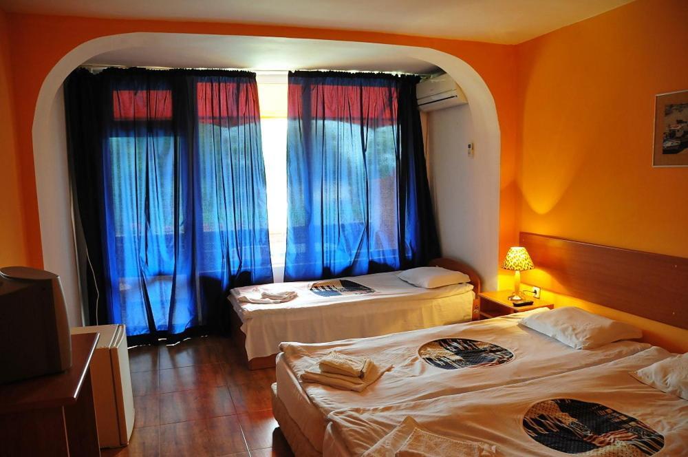 Hotel Surf プリモルスコ 部屋 写真